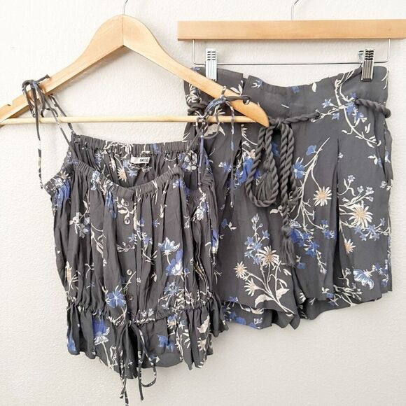 AMUSE SOCIETY | Bundle Set Gray White Blue Button Tank Rope Shorts | Size Small - Picture 1 of 12